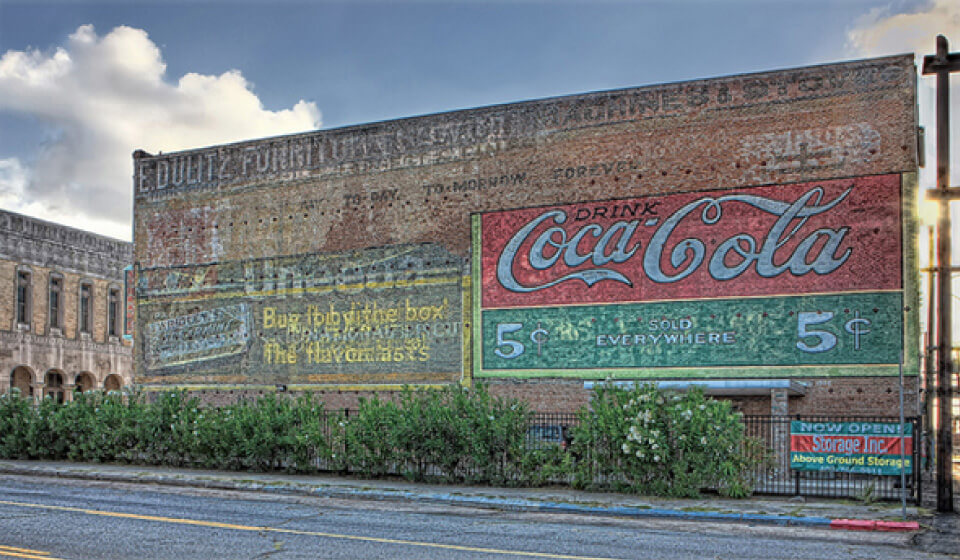 img-coca-cola-street
